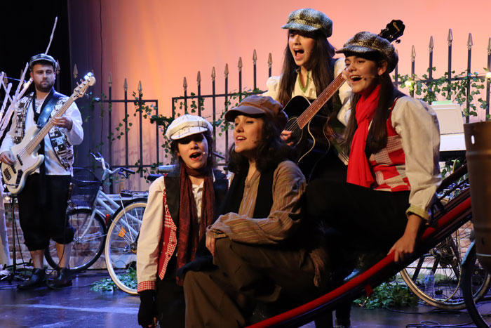 Martina y los Supersingers: Es Navidad