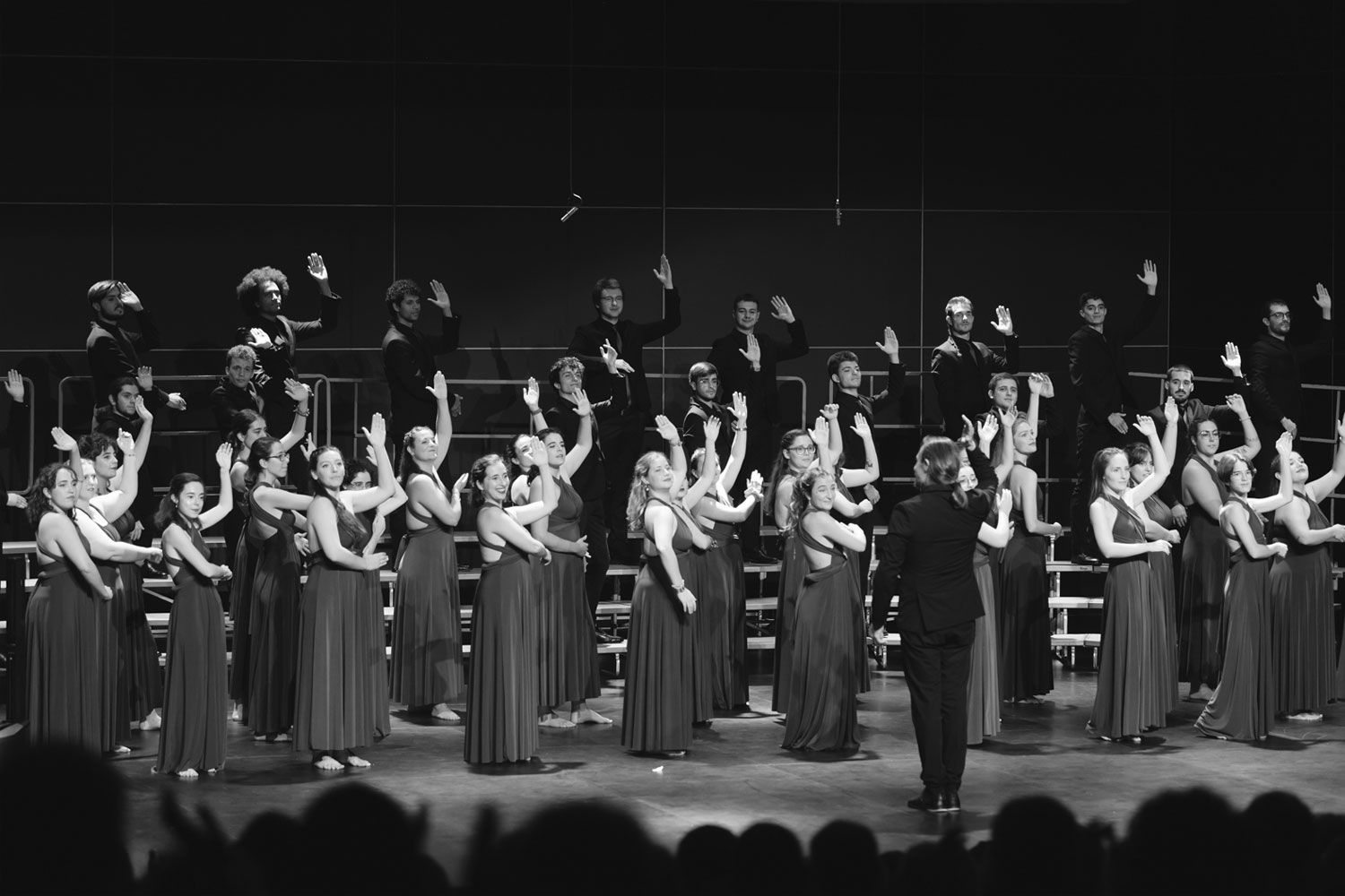 CORO DE VOCES GRAVES DE MADRID  Y  CORO DE JÓVENES DE MADRID