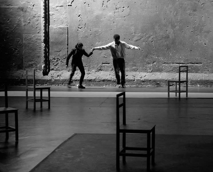 THE VALLEY OF ASTONISHMENT (EL VALLE DEL ASOMBRO) / Peter Brook y Marie-Hélène Estienne / Théâtre des Bouffes du Nord