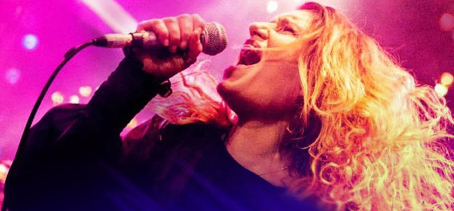 Rebeca Rods & Black Light Gospel Choir in Concert