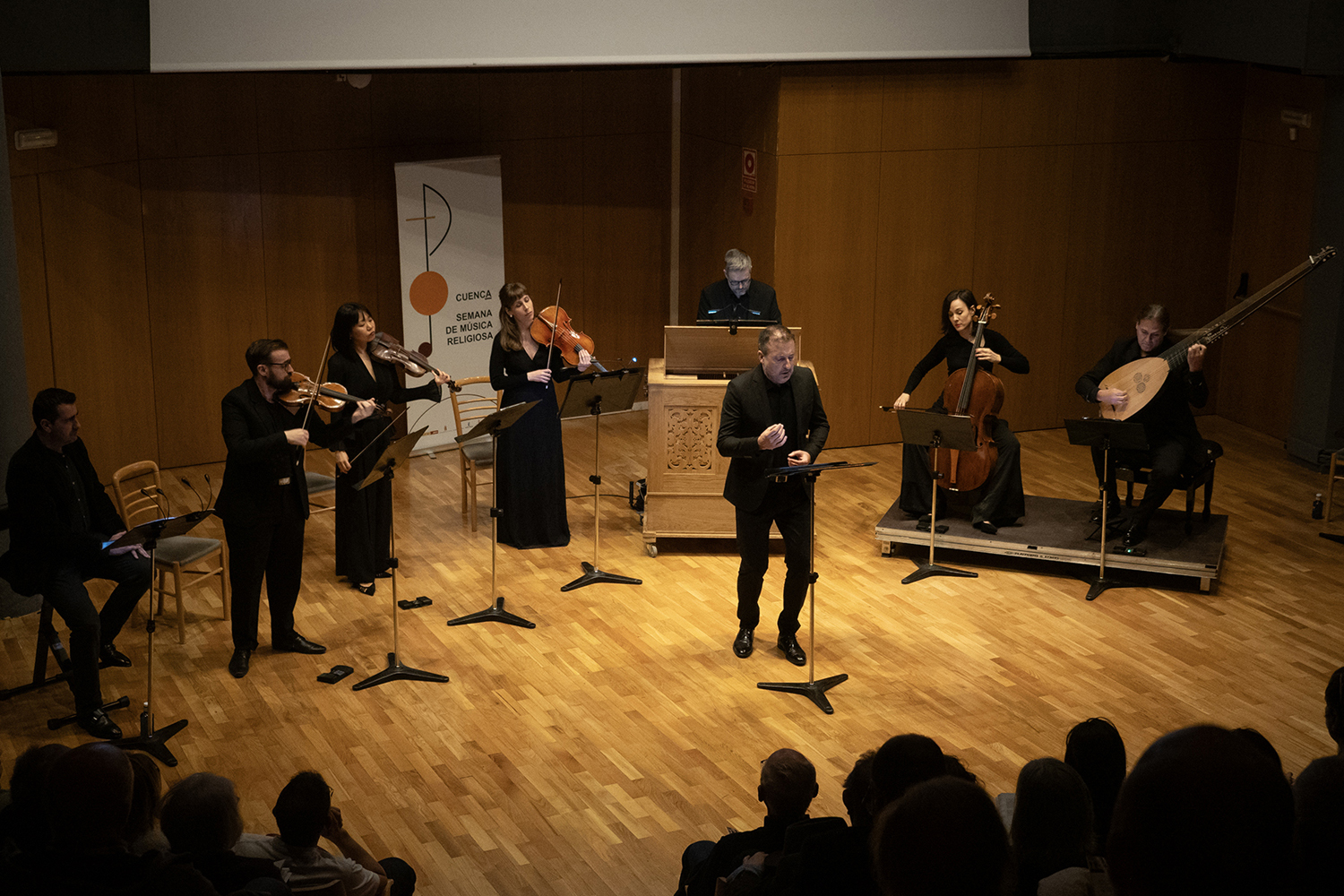 CONCERTO 1700 & CARLOS MENA