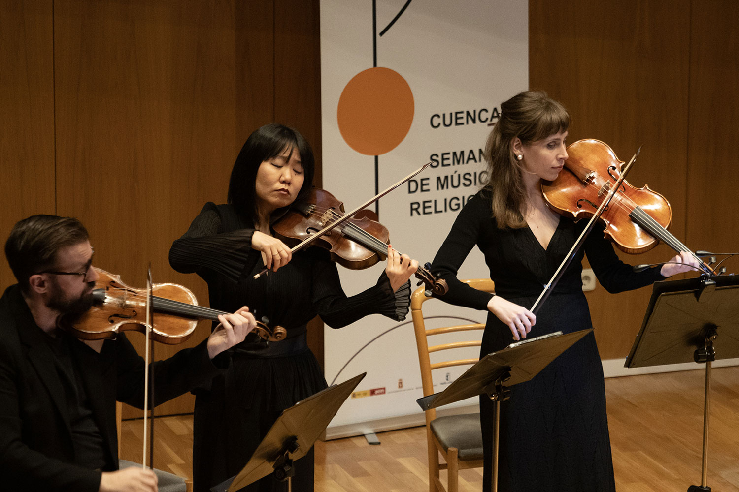 CONCERTO 1700 & CARLOS MENA