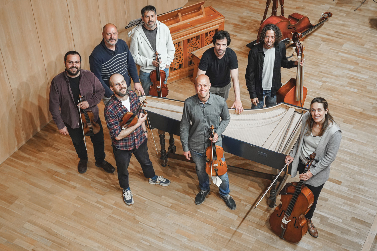 TIENTO NUOVO & CARLOS MENA