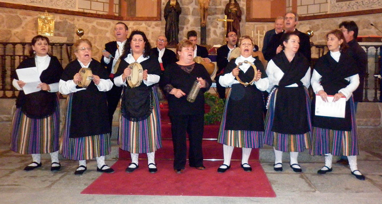 Grupo Folklórico Raíces de Cenicientos