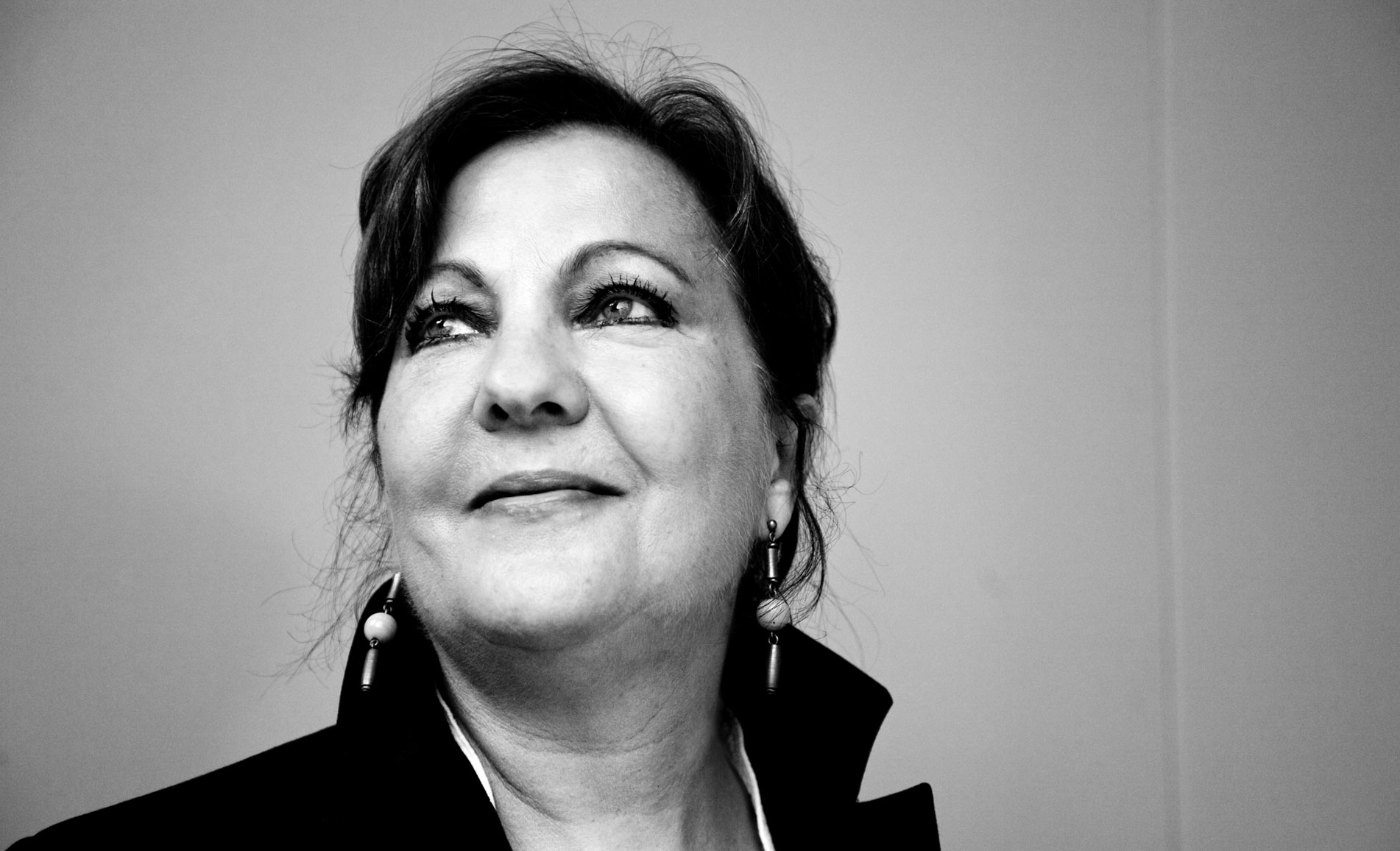 Carmen Linares