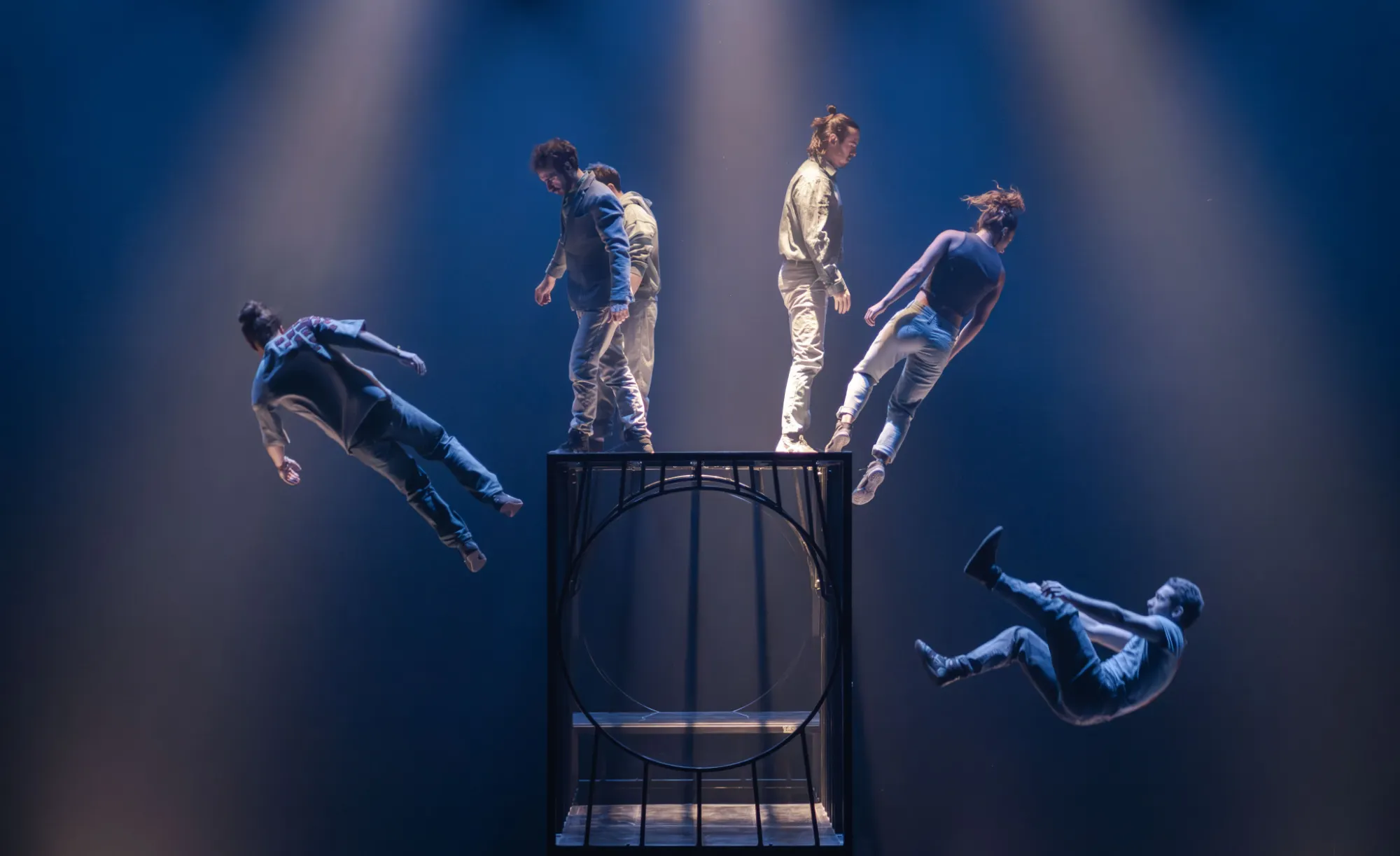 Face aux murs (De cara a la pared)